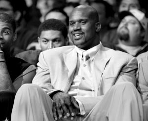 AG、KSG赛前预测：刺痛瓶子等15人支持红队，仅YTG落幕一人力挺