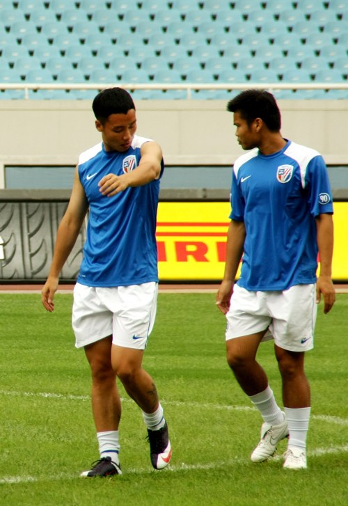 NBA：詹姆斯伤情更新引关注