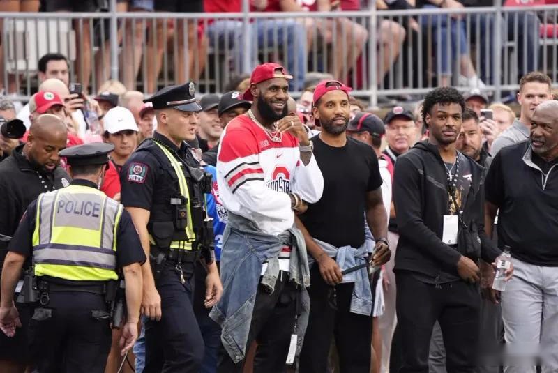 美国LOVB麦迪逊女排训练备战